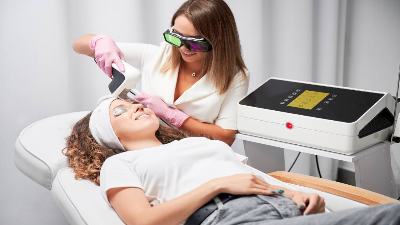 Singapore: Cutting-Edge Skincare and Precision Treatments